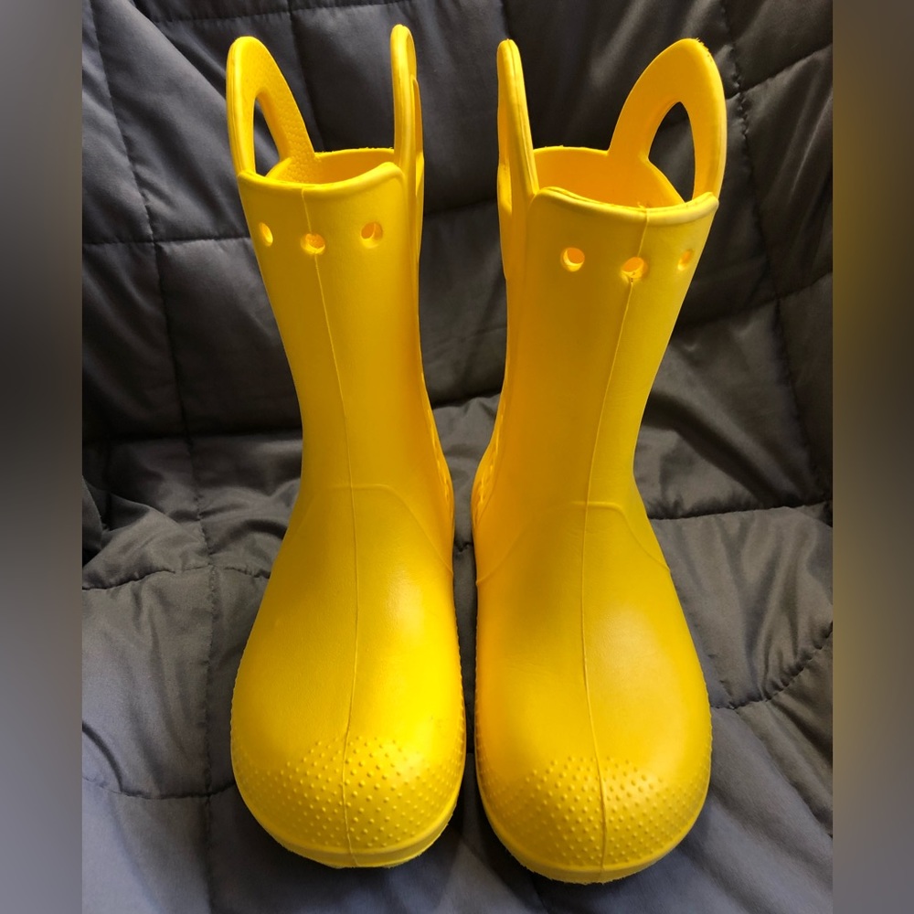 CROCS Unisex Child Handle It Rain Boots J3 Yellow